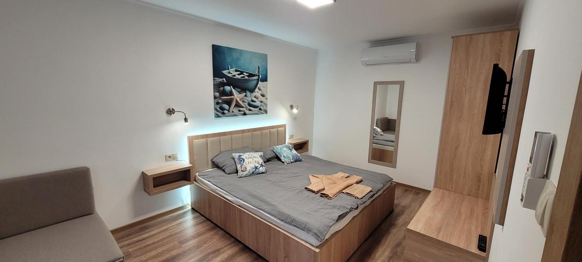 Csaladi Kikoeto Apartman Gyula Exteriör bild
